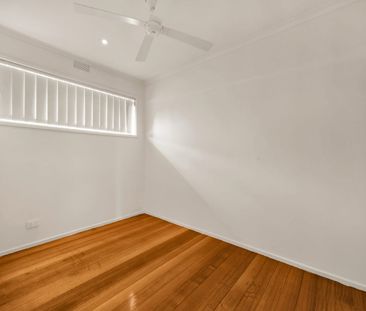 Bright, Comfortable Two-Bedroom Home – Low Maintenance & Sun-Filled! - Photo 3