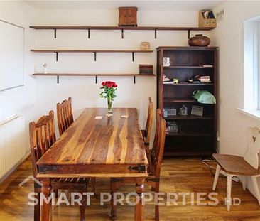 Thorp Pyn Croft, Huddersfield - Photo 3