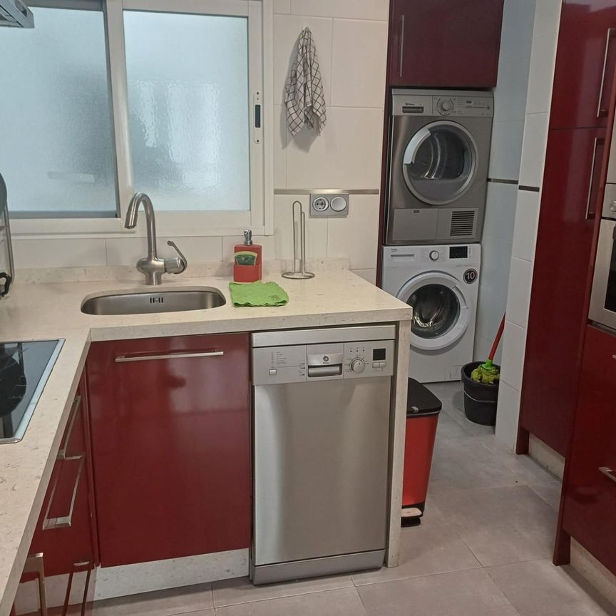 Piso de alquiler en Perchel Norte - Photo 1