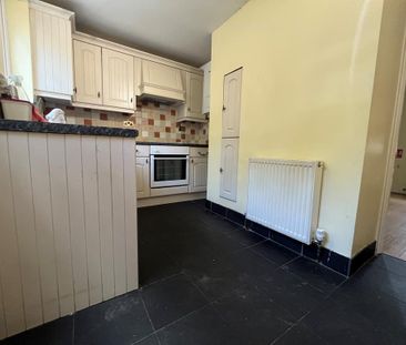 2 bedroom terraced house to rent - Photo 3