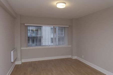 3455 Aylmer - Photo 3