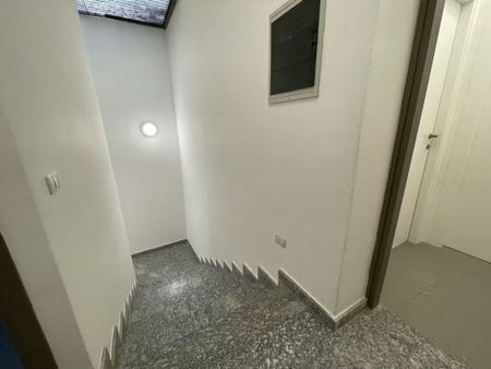 Via Garegnano, Milan, Lombardy 20156 - Photo 2