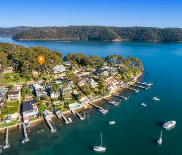 4 Bedroom Home with Stunning Pittwater Views - Photo 2