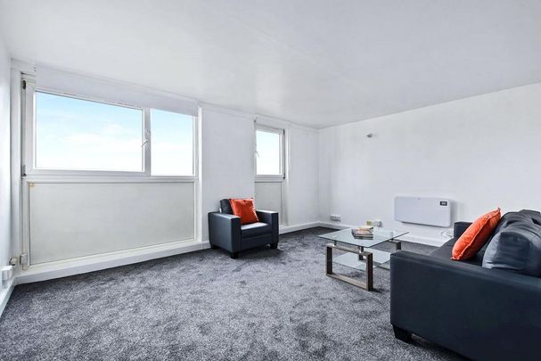 3 bedroom apartment to rent - Photo 1