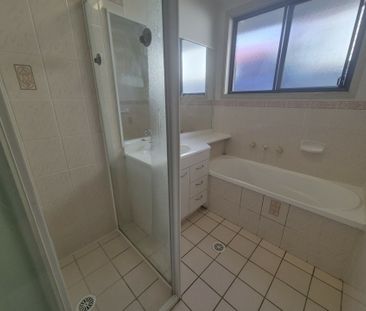 Spacious Family Home in a Quiet and Convenient Location - Photo 5