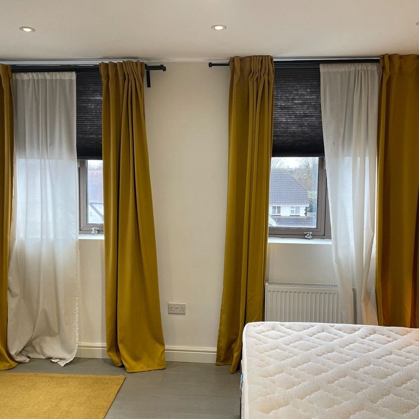 Studio Flat, Avix Apartments, B42 - Photo 1