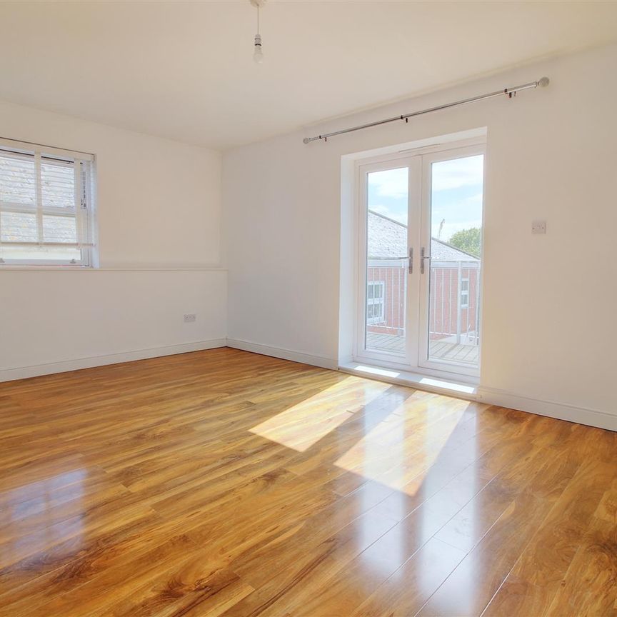 1 Bedroom Flat / Apartment to let - Photo 1