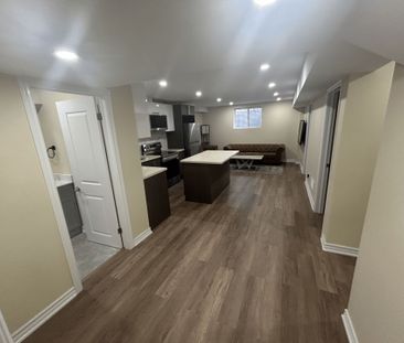 For Lease - 47 MULGRAVE Street, Whitby, Ontario - Photo 3