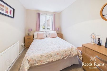 1 Hampton Gardens, Ormeau, Belfast, BT7 3DF - Photo 5