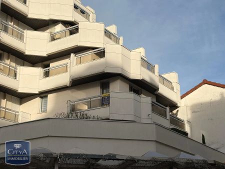 Appartement à louer 2 pièces 65.9m² - Photo 3