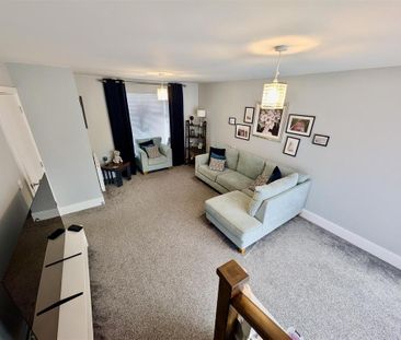 3 bedroom detached house to rent - Photo 1