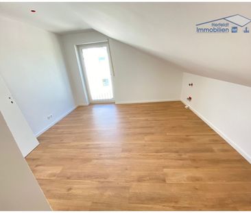 Moderne 2-Zimmer-DG-Wohnung mit traumhafter Südloggia – Erstbezug nach Renovierung - Photo 6