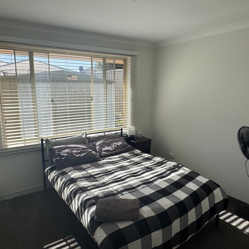 Currambine - Photo 1