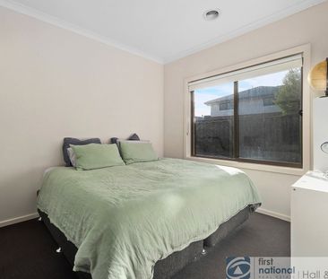 18 Dahlia Crescent, Keysborough - Photo 1