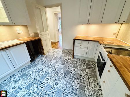 Location Appartement 3 pièces 85m² LONGWY 54400 - Photo 2