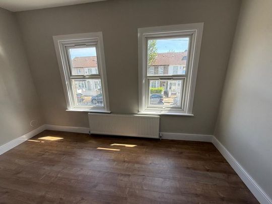 1 bedroom semi-detached house to rent - Photo 1