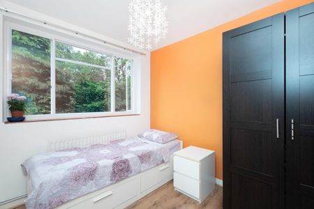 3 bedroom apartment to rent - Photo 5
