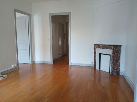 APPARTEMENT Secteur Clémenceau, rue Defrançois,REIMS - Photo 5