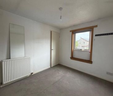 2 bedroom end of terrace house to rent - Photo 1