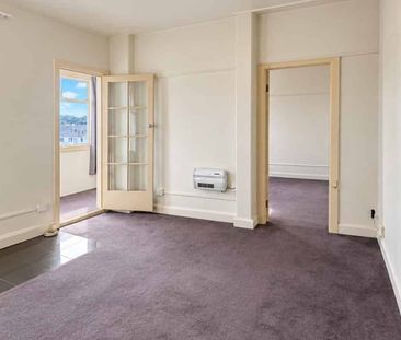 Comfortable Apartment - Photo 2