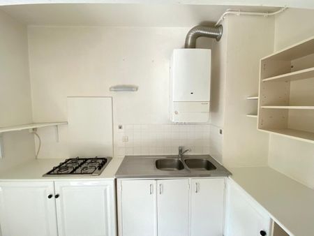 Location Appartement 2 pièces 48m² ORLEANS 45000 - Photo 5
