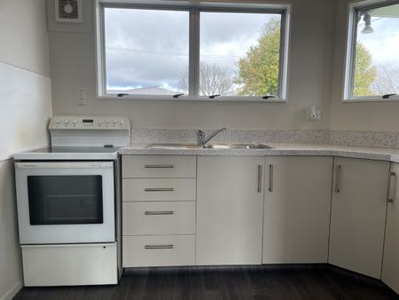 Elm Road, Akina - Photo 3