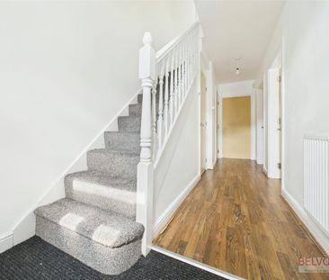 Town house to rent on - Photo 5