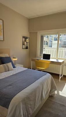 Carrer del Consell de Cent, Barcelona, Catalonia 08009 - Foto 1