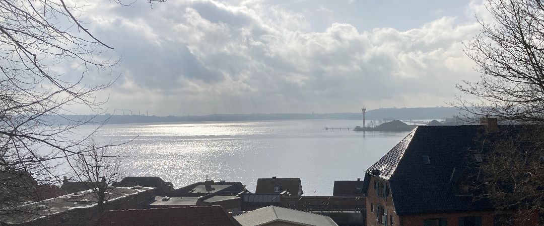 Erstbezug 2,0-Zimmer-Wohnung in Kiel Holtenau - Photo 1