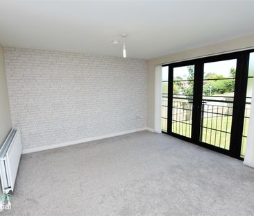 Apt 3, 86 Kinross Avenue - Photo 4