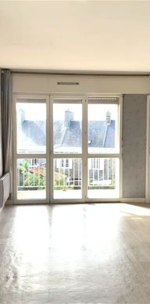 Location appartement 1 pièce - 38m² à Granville (50400) - Photo 1