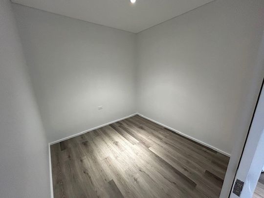 The Paper Mill Precinct - Level 10 - Photo 1