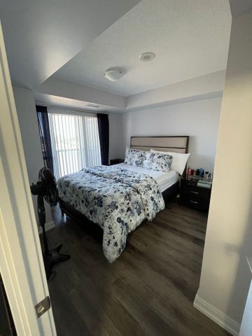 For Lease - 181 Village Green Square Unit# 812, Toronto, Ontario - Photo 4