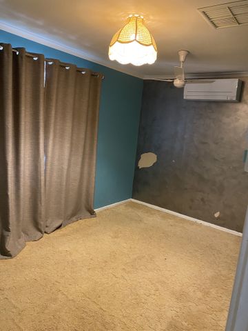 4 x 1 Brick and Tile Home - Photo 5