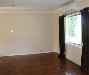 Quiet Surrounds - Photo 2