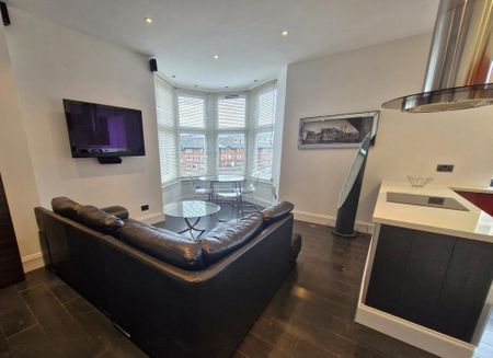 1 bedroom flat to rent - Photo 2