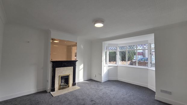 George Street, Greater London, TW3 - Photo 1