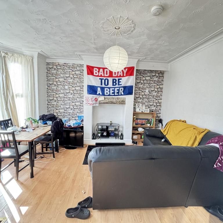 3 bedroom house to rent - Photo 1