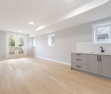 For Lease - 7934 Woodbine Street, Niagara Falls, Ontario - Photo 6