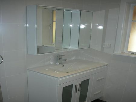 148 Station Street, Burwood VIC 3125 - Photo 4