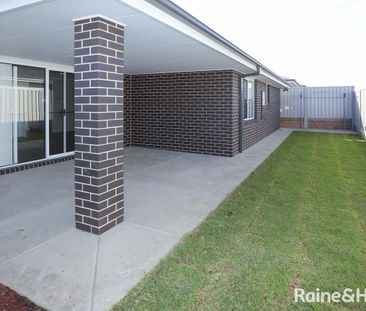 1/2 Windouran Street, Gobbagombalin, NSW 2650 - Photo 3