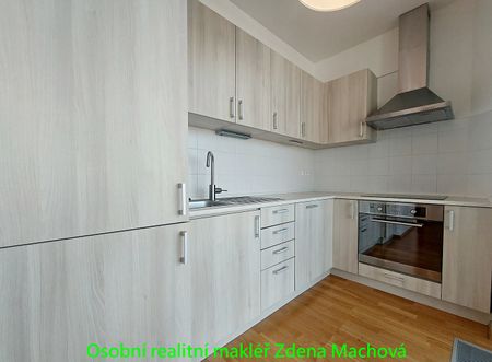 Pronájem bytu 1+kk 38 m² - Фото 3