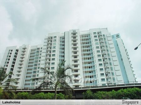 Lakeholmz (D22), Condominium - For Rent - Photo 3