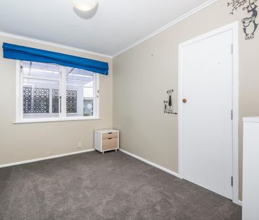 24 Franklyn Road, Tawa - Photo 4