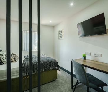 Studio to rent - Photo 1
