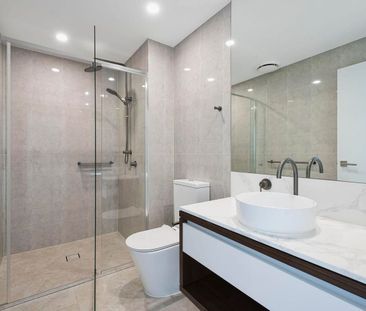 Stylish Broadbeach Apartment with Ocean & City Views - Photo 6