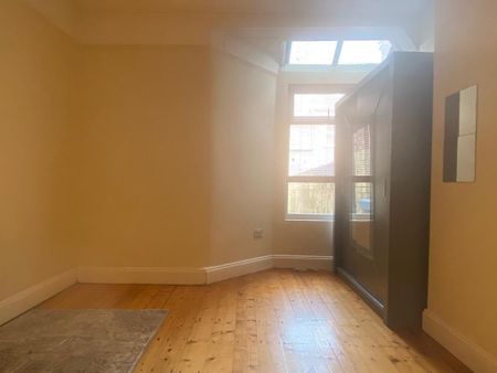 5 bedroom property to rent - Photo 3