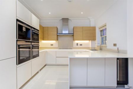 4 bedroom townhouse to rent - Photo 2