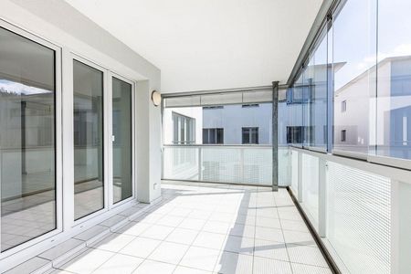 Helle und grosszügige 2.5-Zimmerwohnung in moderner Überbauung - Photo 5