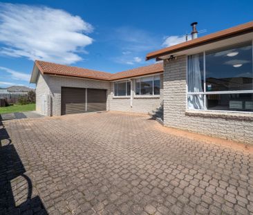 Charming Home in the Heart of Glenorchy - Photo 5